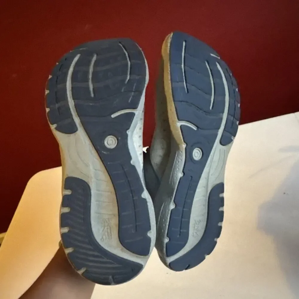 Brooks Glycerin 20 Shoes Size 11.5 Mens Gray Running Stealth Fit 1103841D081
